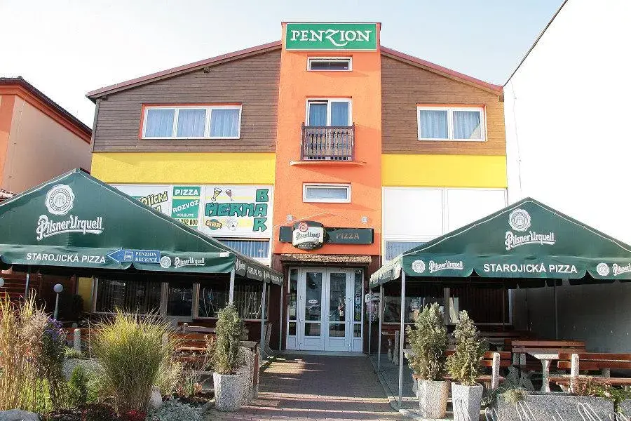 PENZION-Hotel Starojická pizza